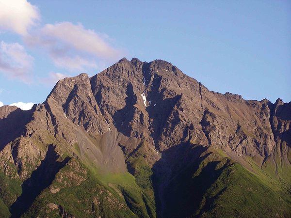 palmer_alaska_pioneer_peak_lineofbirds.com palmer_alaska_pioneer_peak_lineofbirds.com